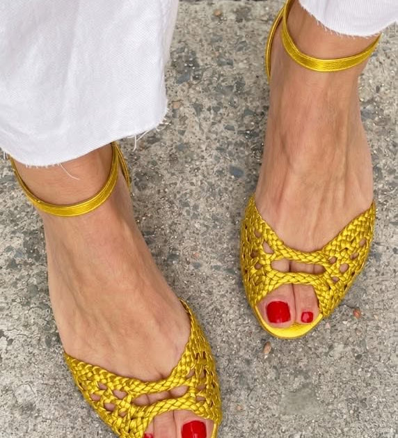Soledad™ | Braided Gold Sandals
