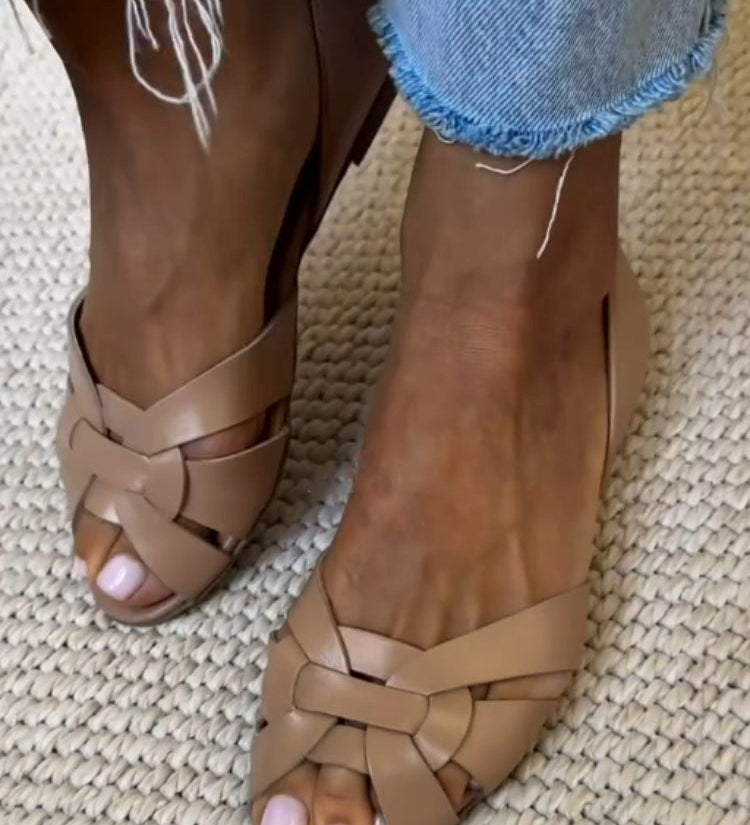 Amparo™ | Woven Flat Sandals