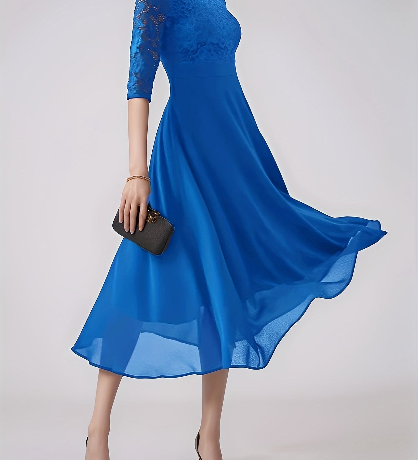 CLAARA | SLEEK EVENING GOWN