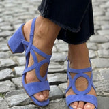 Begoña™ | Flat Sandals with Circular Detail