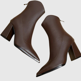 RELAXED FIT HEELS