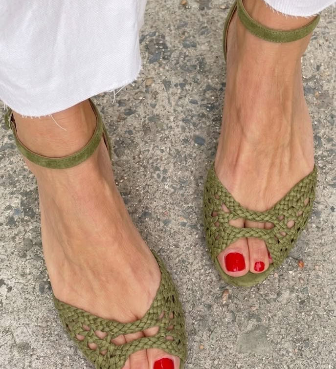 Soledad™ | Braided Gold Sandals