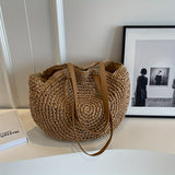 Linda | Round Woven Straw Bag - Hazelnut