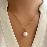 Elegant and Graceful Necklace Set with Pearls
