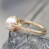 Delicate Ring in Pearls and Crystals