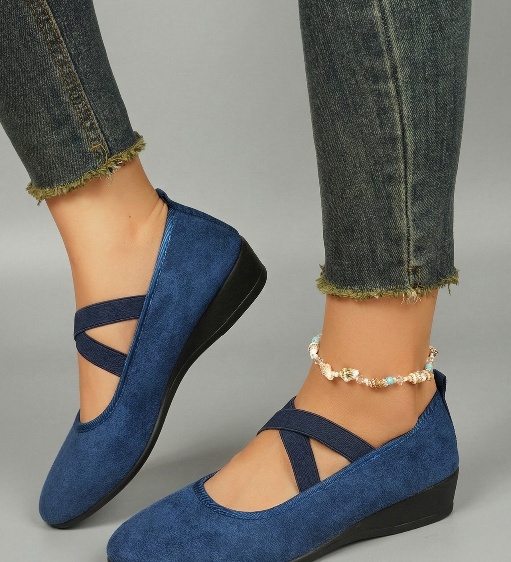 Madeleine | Closed and Comfortable Wedge Shoes