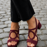 Begoña™ | Flat Sandals with Circular Detail