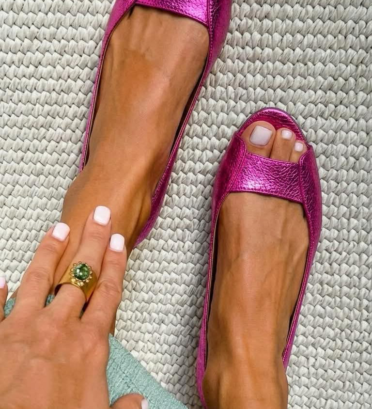 Reyes™ | Metallic Flat Sandals