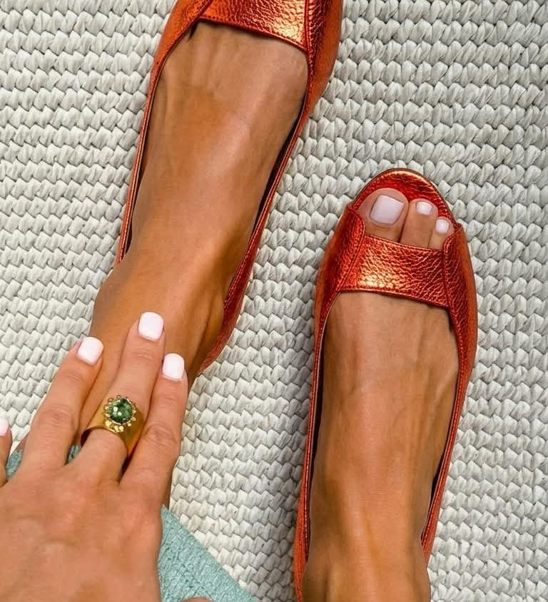 Reyes™ | Metallic Flat Sandals