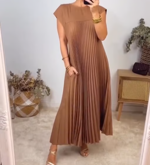 LUCILLE | TIMELESS AND COMFORTABLE DRESS