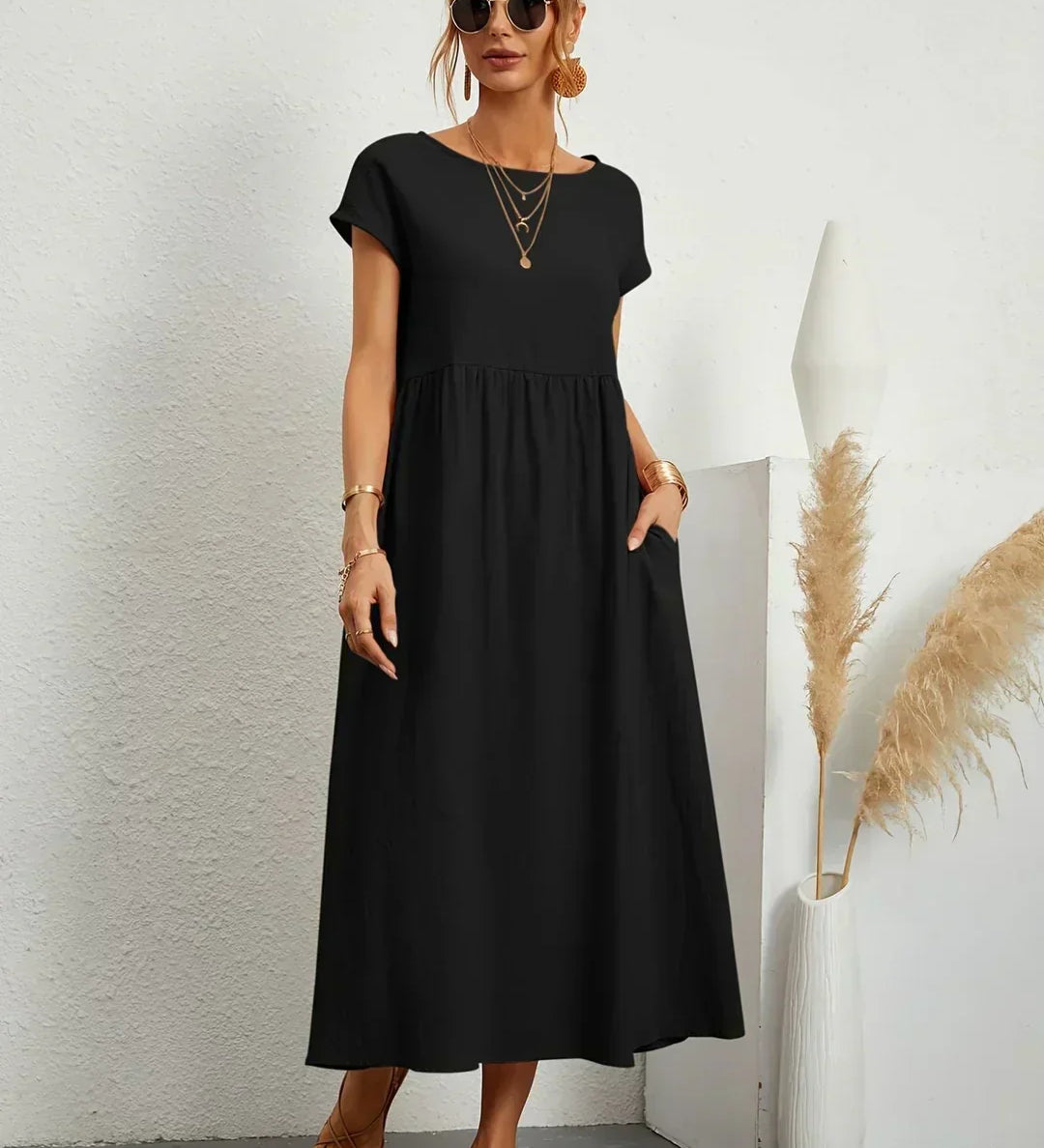 Charlotte ™ — Flowing Midi Dress with Timeless Elegance