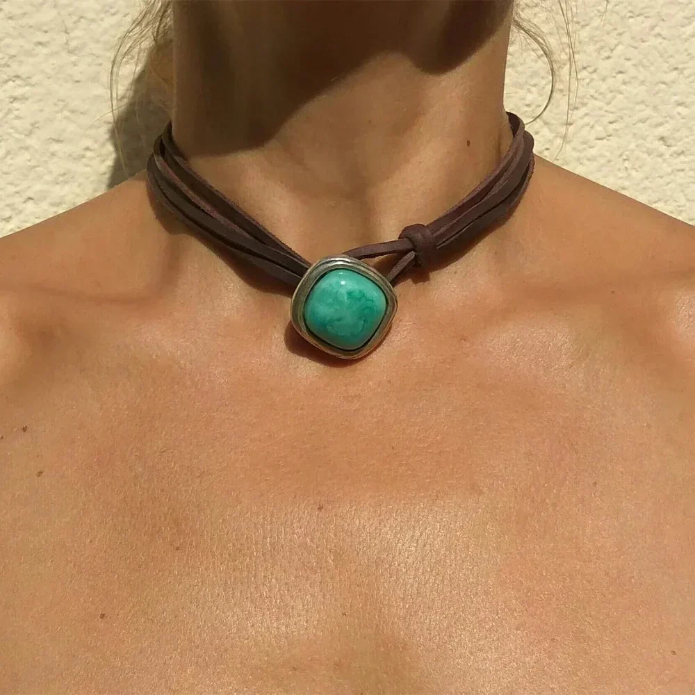 Agnese™ - Choker in Leather with Turquoise
