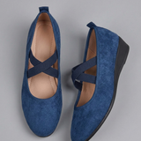 Madeleine | Closed and Comfortable Wedge Shoes