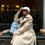 LYNA - WARM WINTER COAT WITH ELEGANT DESIGN