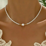 Minimal Necklace in Turquoise and Pearls